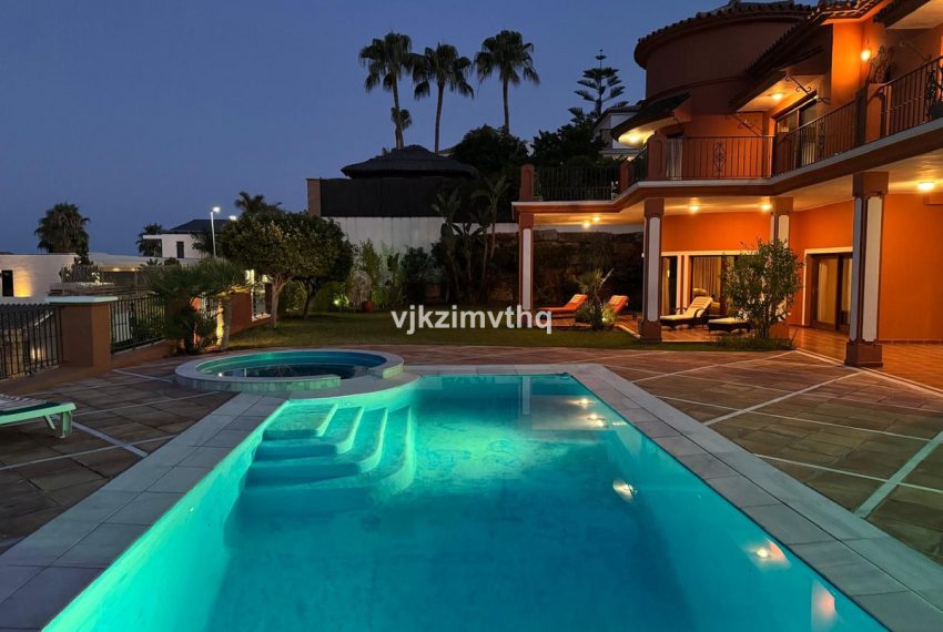 R4894894-Villa-For-Sale-Benahavis-Detached-5-Beds-761-Built-5