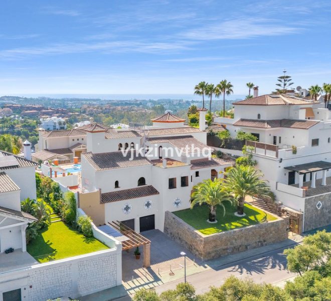 R4894894-Image 1-Detached - 5 Beds - 761 Built