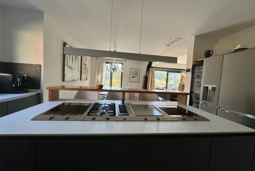 R4930855-Villa-For-Sale-Elviria-Detached-4-Beds-468-Built-12