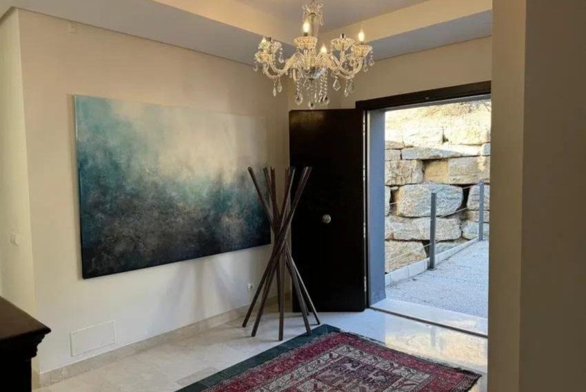 R4930855-Villa-For-Sale-Elviria-Detached-4-Beds-468-Built-4