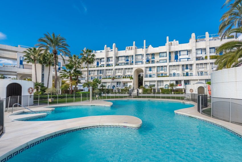 R4951273-Apartment-For-Sale-Marbella-Duplex-2-Beds-137-Built