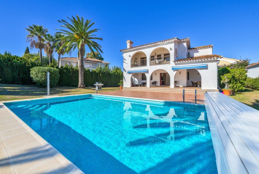 R4954378-Villa-For-Sale-Atalaya-Detached-5-Beds-337-Built