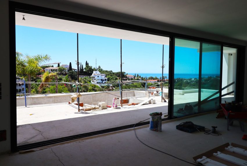 R4976098-Villa-For-Sale-Elviria-Detached-4-Beds-470-Built-10