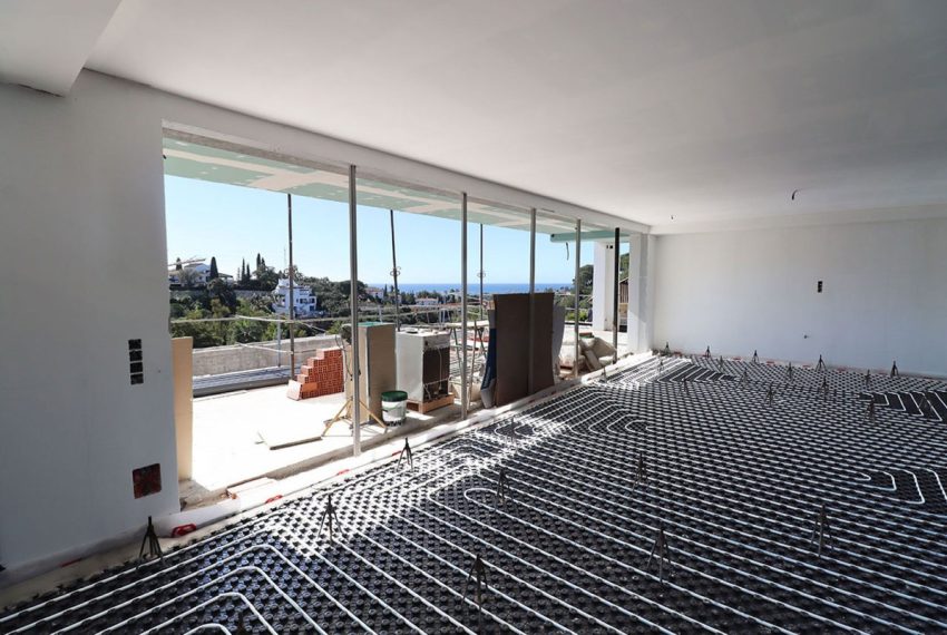 R4976098-Villa-For-Sale-Elviria-Detached-4-Beds-470-Built-11