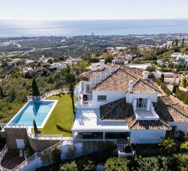 R4976617-Image 1-Detached - 6 Beds - 739 Built