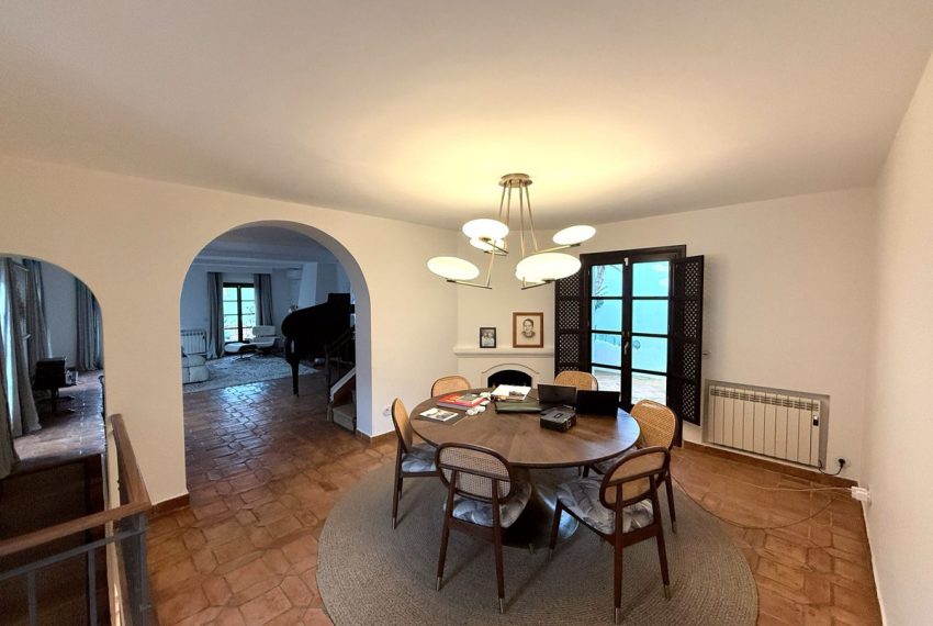 R4979035-Villa-For-Sale-Marbella-Semi-Detached-4-Beds-396-Built-11