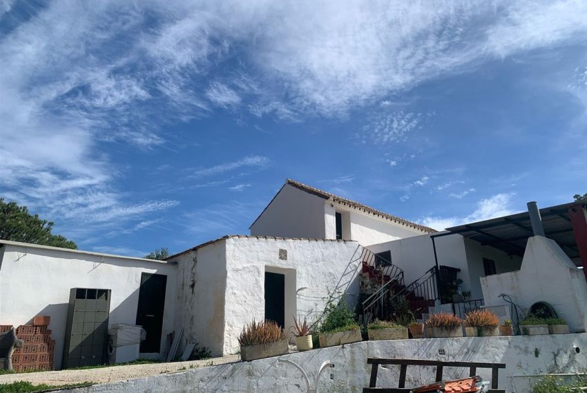 R4989484-Villa-For-Sale-Mijas-Finca-3-Beds-208-Built-1