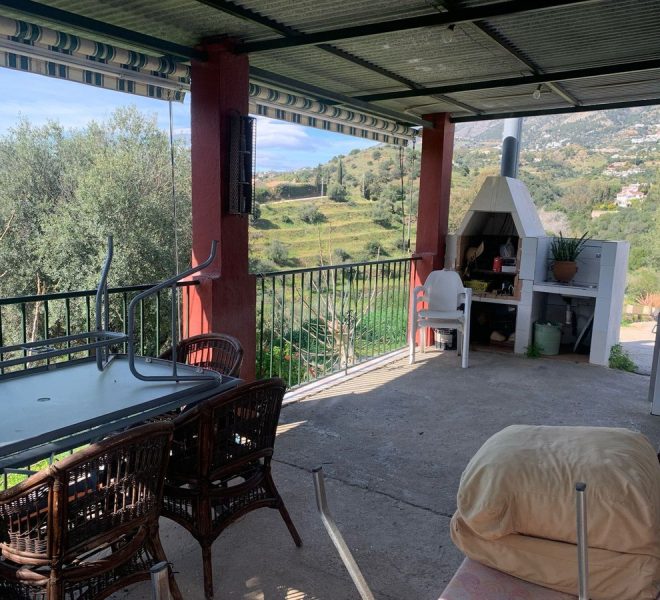 R4989484-Image 1-Finca - 3 Beds - 208 Built