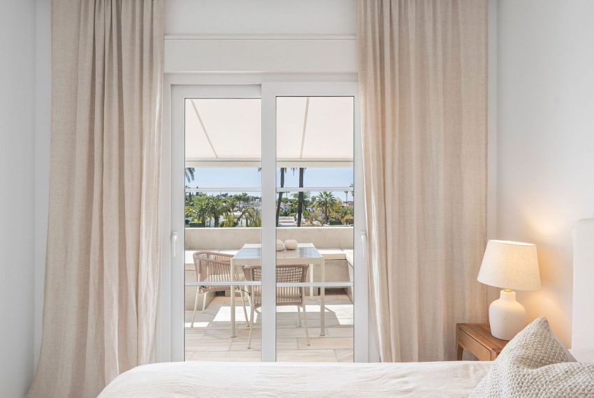 R4995262-Apartment-For-Sale-Nueva-Andalucia-Penthouse-3-Beds-90-Built-14