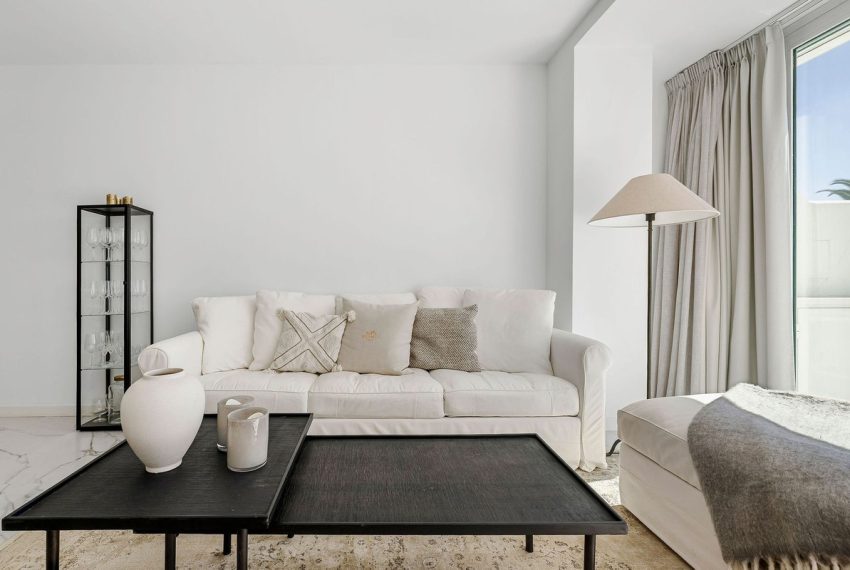 R4995262-Apartment-For-Sale-Nueva-Andalucia-Penthouse-3-Beds-90-Built-8