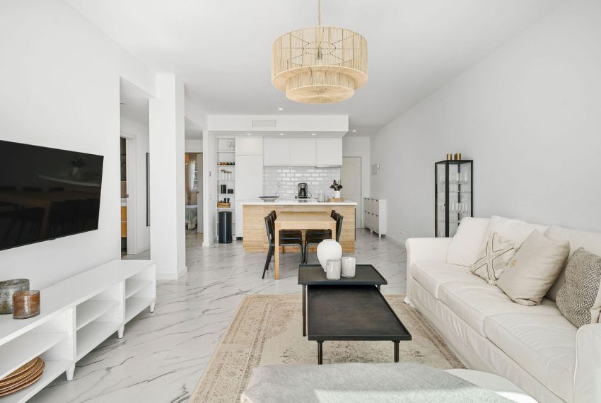 R4995262-Apartment-For-Sale-Nueva-Andalucia-Penthouse-3-Beds-90-Built-9