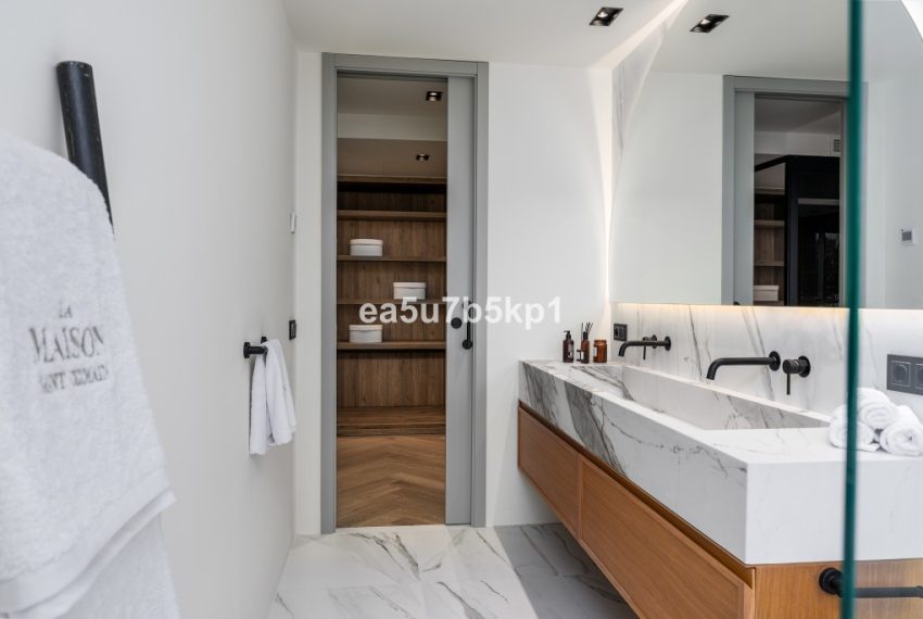 R5003710-Townhouse-For-Sale-Marbella-Terraced-3-Beds-359-Built-18