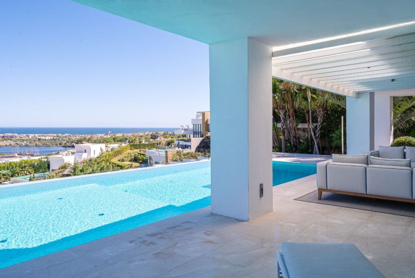 R5005957-Villa-For-Sale-Los-Flamingos-Detached-6-Beds-900-Built-10