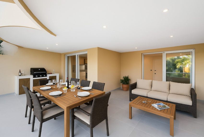 R5006680-Apartment-For-Sale-Nueva-Andalucia-Ground-Floor-4-Beds-220-Built-10