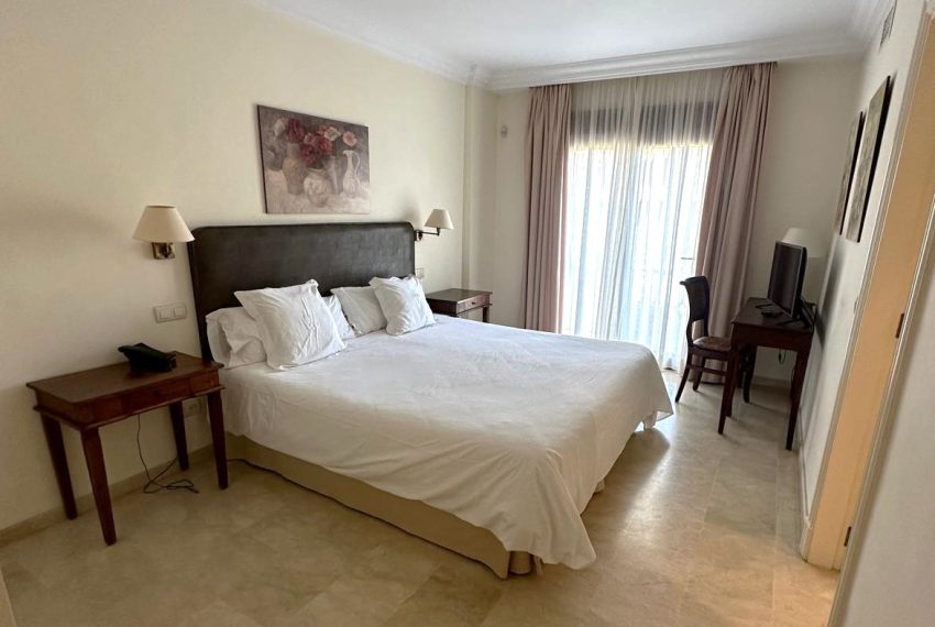 R5015668-Apartment-For-Sale-Puerto-Banus-Middle-Floor-4-Beds-254-Built-1