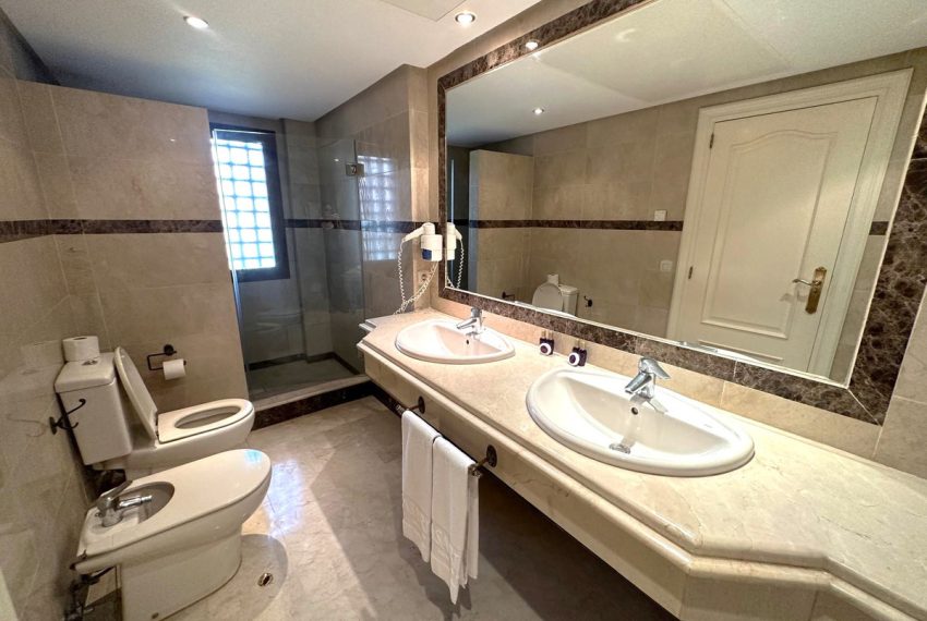 R5015668-Apartment-For-Sale-Puerto-Banus-Middle-Floor-4-Beds-254-Built-7