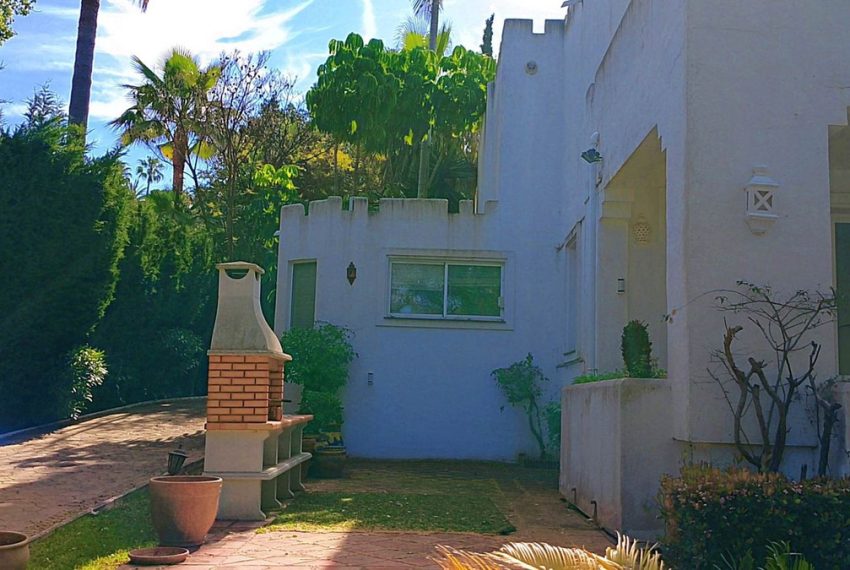 R5017612-Villa-For-Sale-El-Paraiso-Detached-4-Beds-445-Built-11