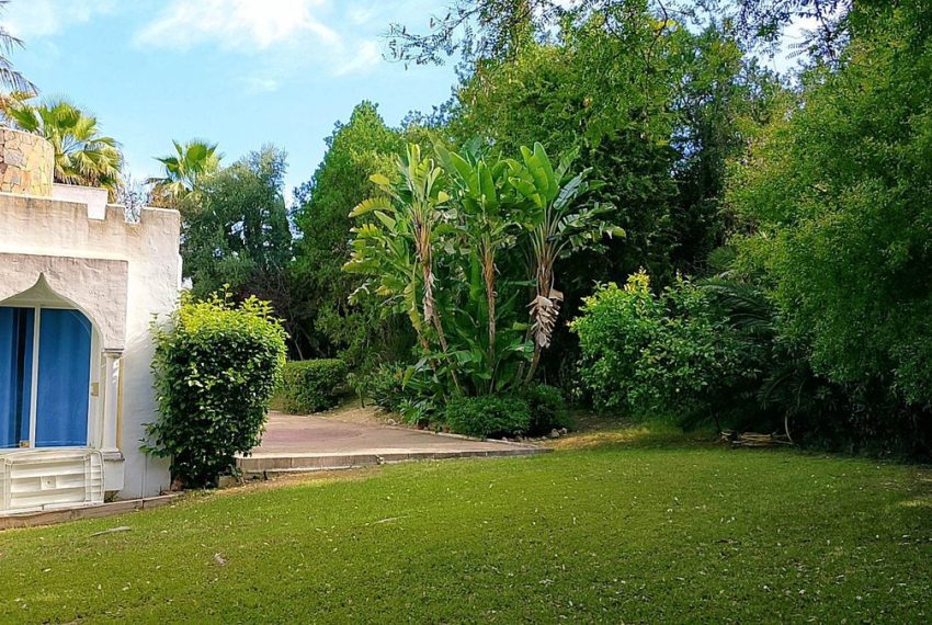 R5017612-Villa-For-Sale-El-Paraiso-Detached-4-Beds-445-Built-4