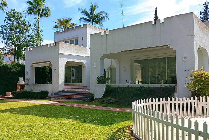 R5017612-Villa-For-Sale-El-Paraiso-Detached-4-Beds-445-Built-7