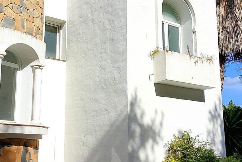 R5017612-Villa-For-Sale-El-Paraiso-Detached-4-Beds-445-Built-9