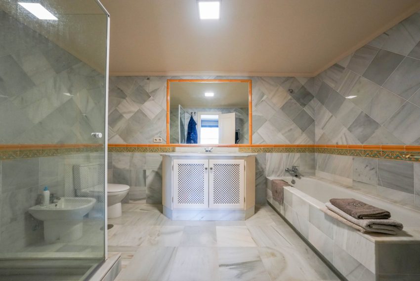 R5018131-Apartment-For-Sale-Monte-Halcones-Middle-Floor-2-Beds-156-Built-12