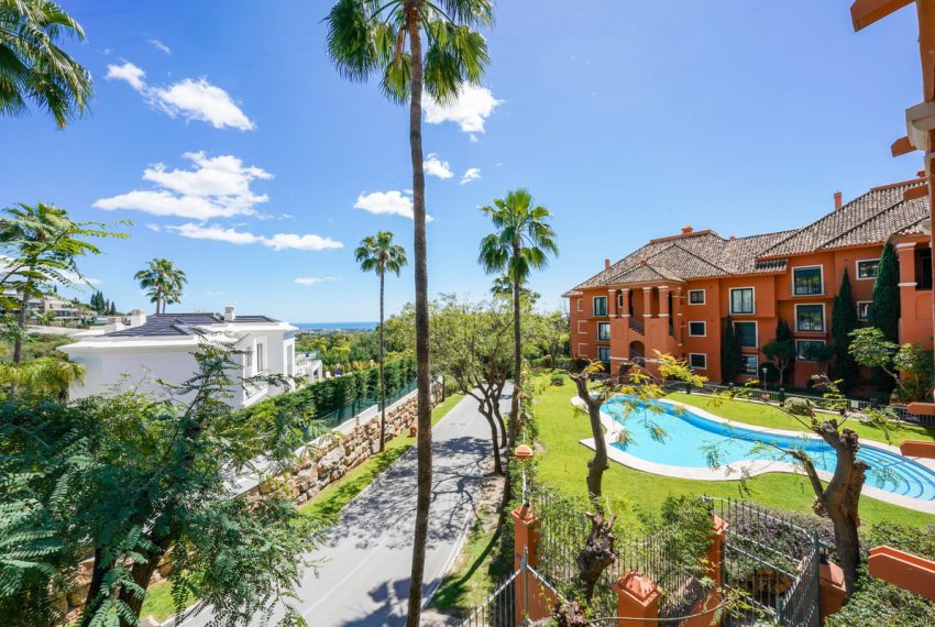 R5018131-Apartment-For-Sale-Monte-Halcones-Middle-Floor-2-Beds-156-Built