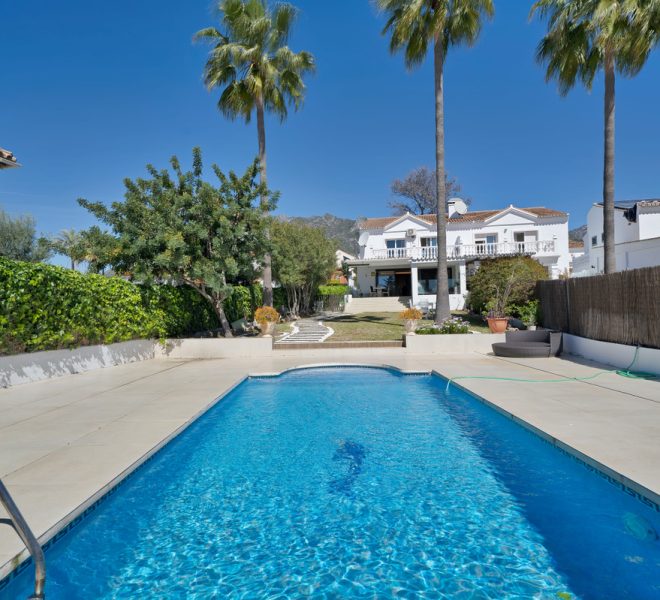 R5018968-Image 1-Semi Detached - 4 Beds - 239 Built