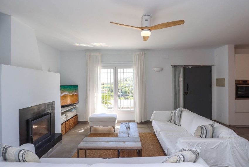 R5019313-Villa-For-Sale-Coin-Detached-3-Beds-108-Built-16