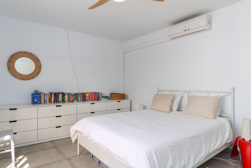 R5019313-Villa-For-Sale-Coin-Detached-3-Beds-108-Built-18