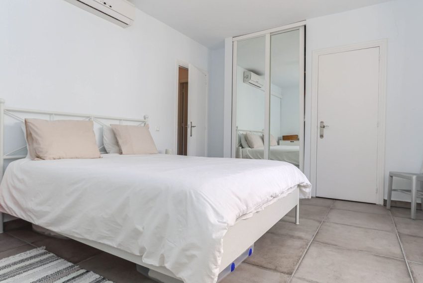 R5019313-Villa-For-Sale-Coin-Detached-3-Beds-108-Built-19