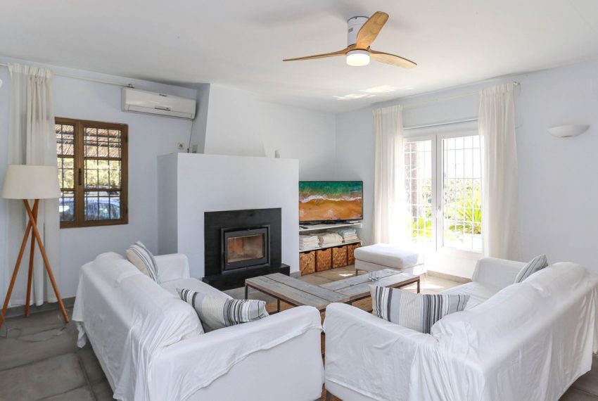 R5019313-Villa-For-Sale-Coin-Detached-3-Beds-108-Built-8