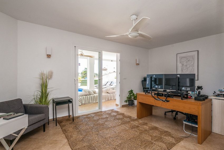 R5023975-Villa-For-Sale-Estepona-Detached-6-Beds-483-Built-8