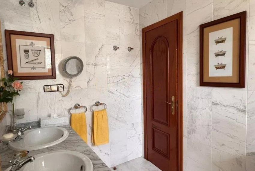 R5026963-Apartment-For-Sale-Marbella-Middle-Floor-4-Beds-131-Built-18