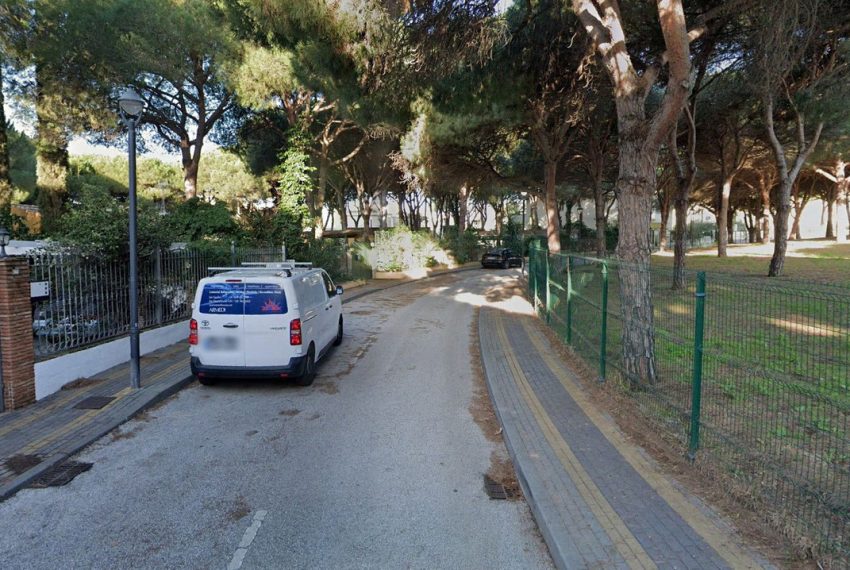 R5034748-Villa-For-Sale-Marbella-Detached-3-Beds-409-Built-3