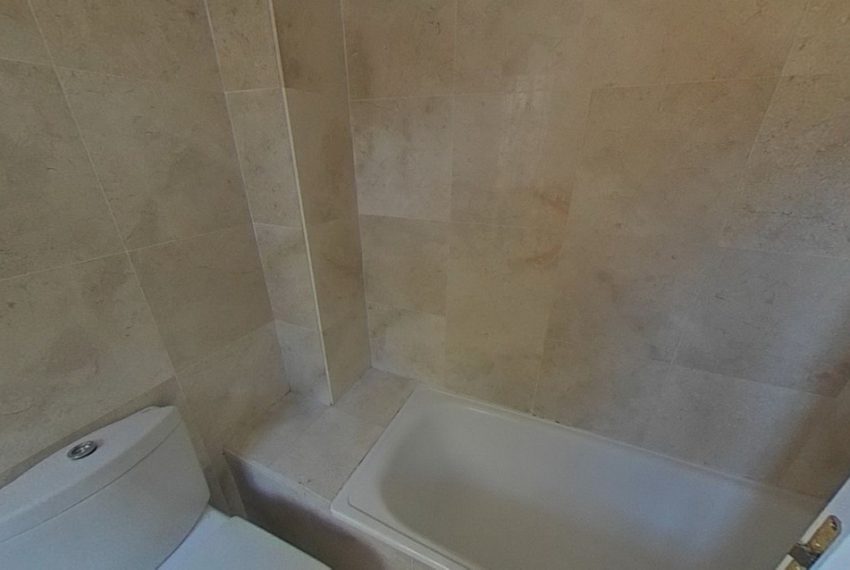 R5034748-Villa-For-Sale-Marbella-Detached-3-Beds-409-Built-7