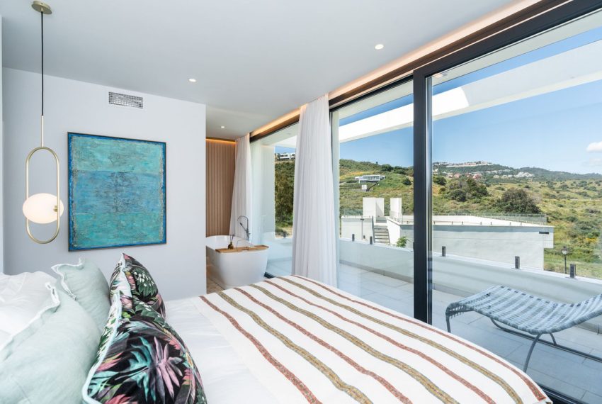 R5038771-Villa-For-Sale-La-Cala-Golf-Detached-4-Beds-362-Built-17