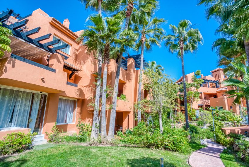 R5042464-Apartment-For-Sale-Nueva-Andalucia-Ground-Floor-2-Beds-217-Built-11