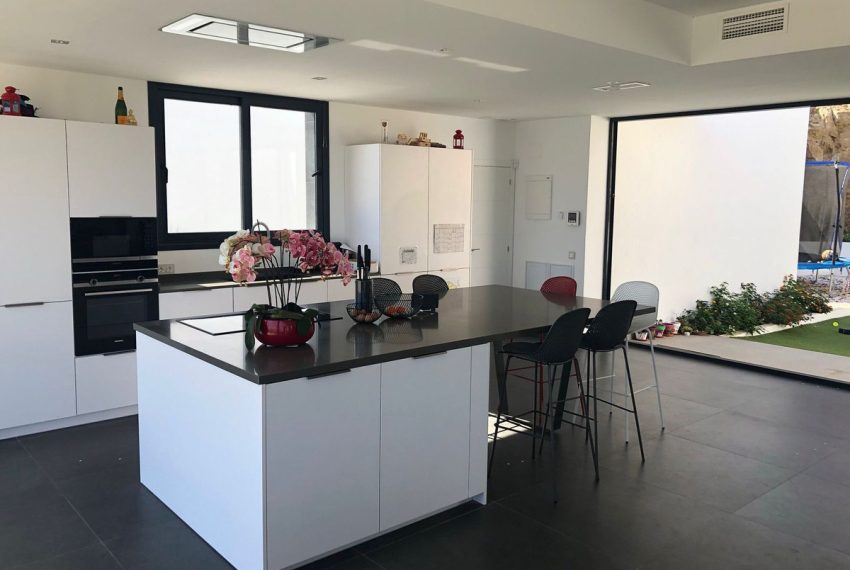R5046619-Villa-For-Sale-La-Cala-Golf-Detached-4-Beds-312-Built-9
