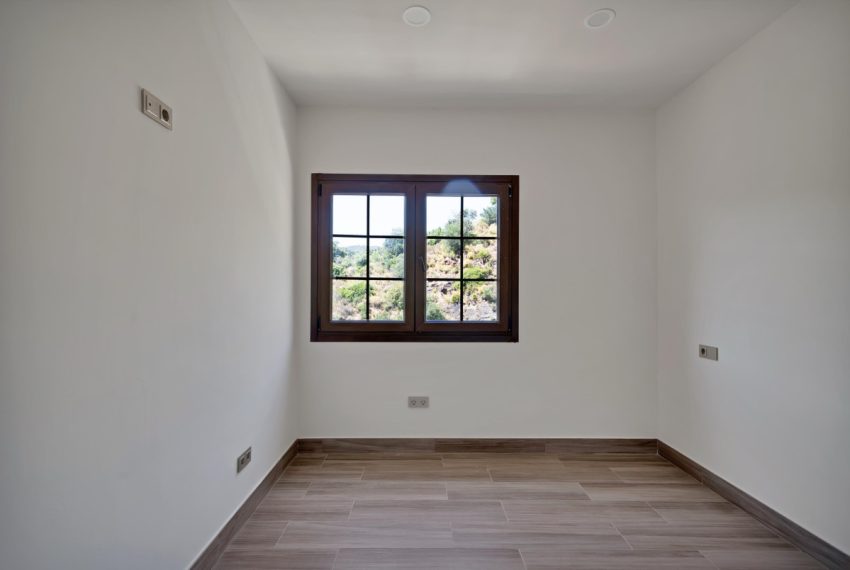 R5047948-Villa-For-Sale-Marbella-Detached-3-Beds-379-Built-14