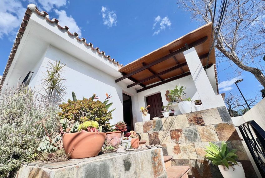 R5052439-Villa-For-Sale-Nueva-Andalucia-Detached-4-Beds-180-Built-18