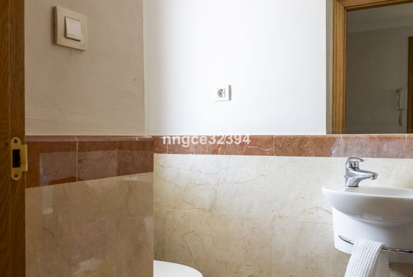 R5055943-Townhouse-For-Sale-Nagueles-Terraced-4-Beds-300-Built-15