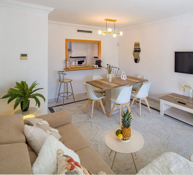 R5061451-Image 1-Middle Floor - 2 Beds - 117 Built