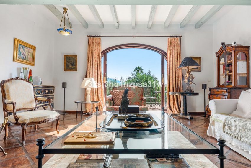 R5062681-Villa-For-Sale-Nueva-Andalucia-Detached-5-Beds-632-Built-12