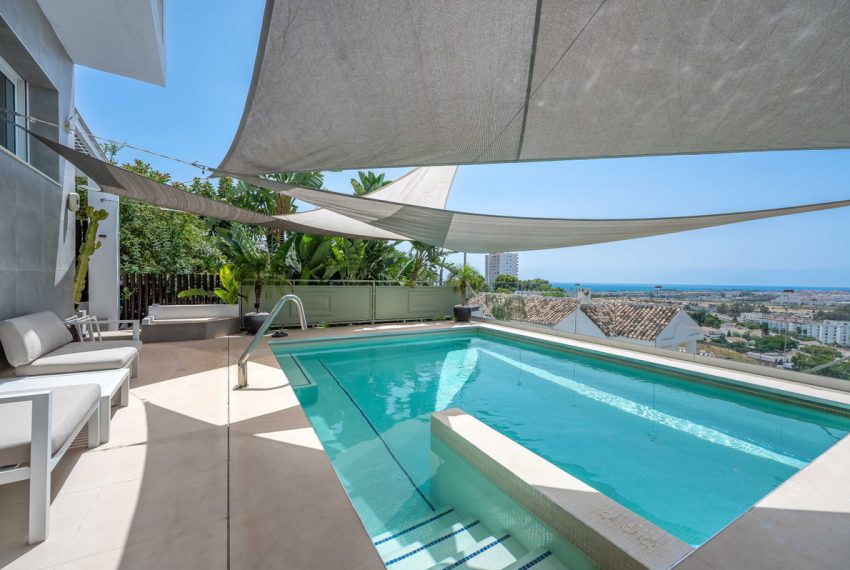 R5065318-Villa-For-Sale-Nueva-Andalucia-Detached-4-Beds-350-Built-2