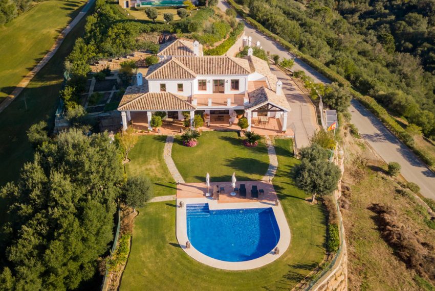 R5069938-Villa-For-Sale-Benahavis-Detached-5-Beds-700-Built-1