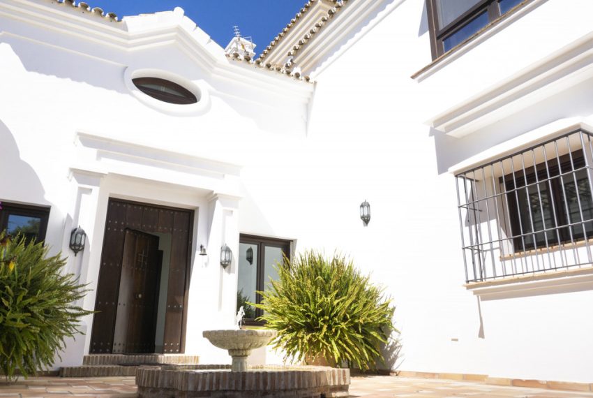R5069938-Villa-For-Sale-Benahavis-Detached-5-Beds-700-Built-15