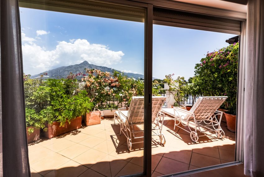 R5073538-Apartment-For-Sale-Nueva-Andalucia-Penthouse-3-Beds-200-Built-18