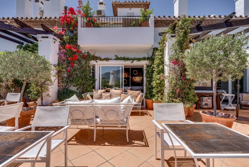 R5073538-Apartment-For-Sale-Nueva-Andalucia-Penthouse-3-Beds-200-Built-5