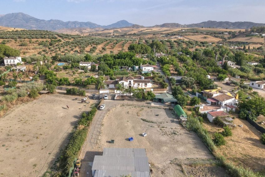 R5077336-Villa-For-Sale-Coin-Detached-5-Beds-255-Built-4