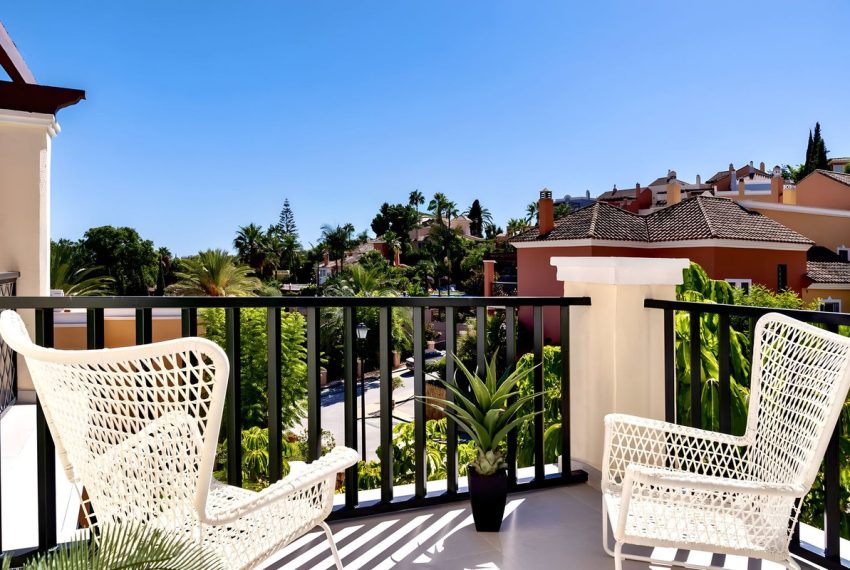 R5079052-Townhouse-For-Sale-Nueva-Andalucia-Terraced-4-Beds-276-Built-15